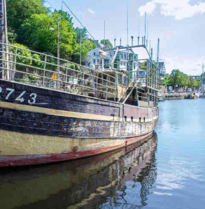Voiles Sur Morlaix: Vue Port, 4 Personnes, Parking Exterior foto